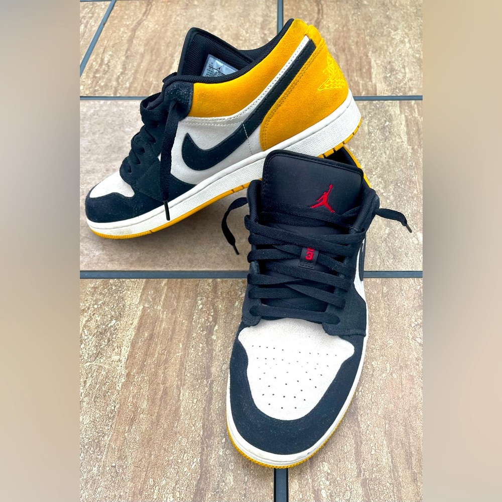 Air Jordan Low 1